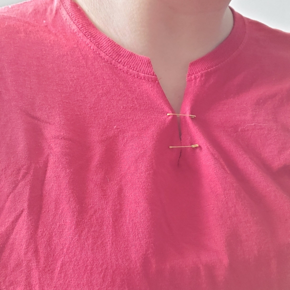 Red Distessed Top - Picture 3 of 3